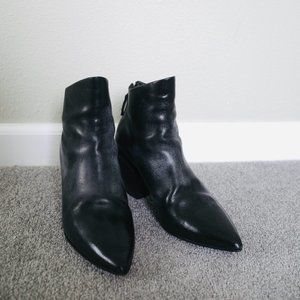 Pierre Hardy Block Heel Black Boots with Pointed Toes